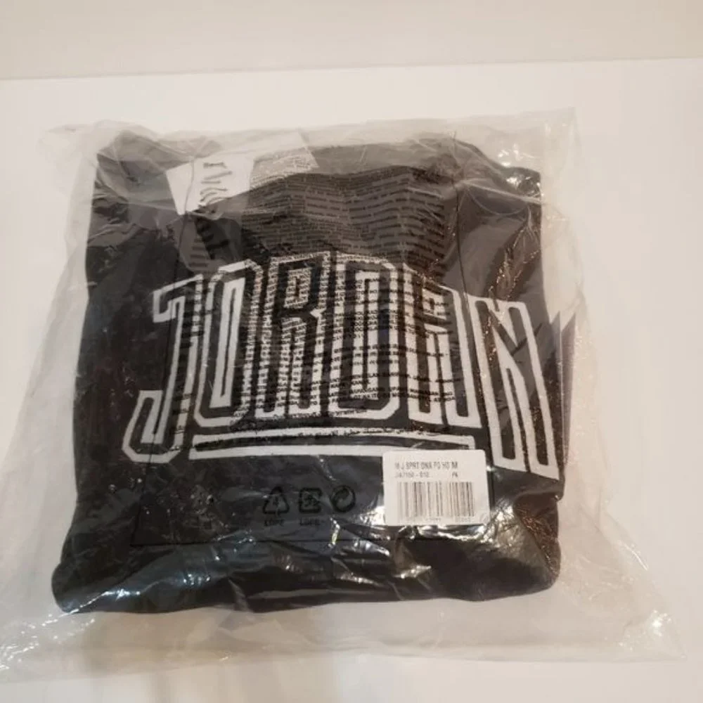 NWT Jordan Sport DNA Pullover Hoodie Size medium‎